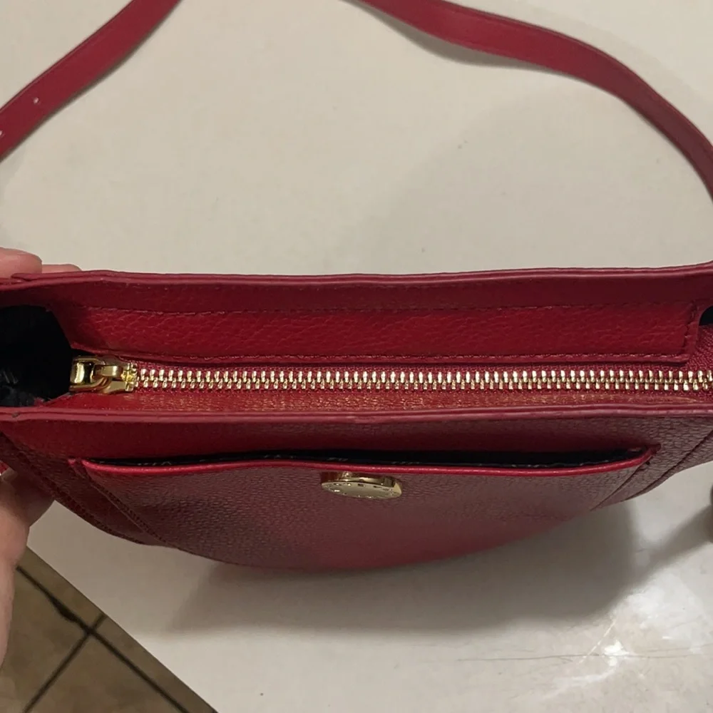 Red Steve Madden Purse! - Picture 3 of 6